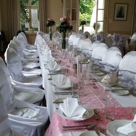 Gasthof Manhalter Pitten Bagian luar foto